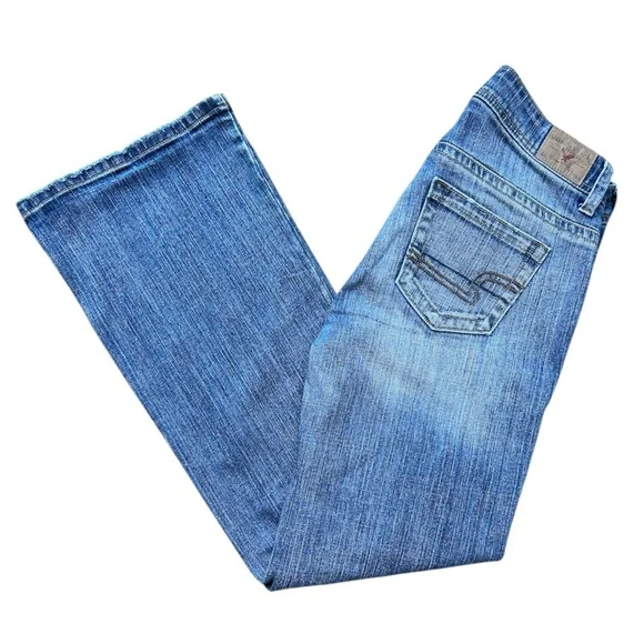 American Eagle Vintage Low Rise Bootcut Jeans Size 4 - Picture 3 of 4